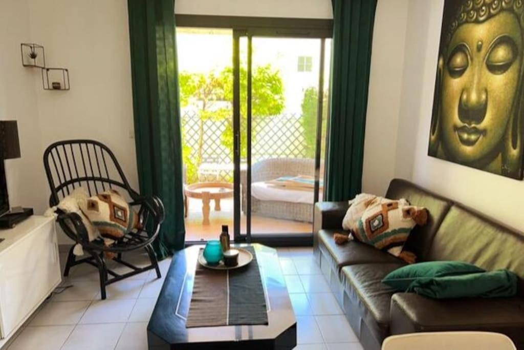 Cocoon'Isle - Jardinet- Jacuzzi Apartamento LʼIsle-sur-la-Sorgue Exterior foto