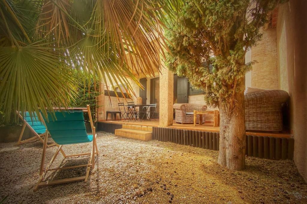 Cocoon'Isle - Jardinet- Jacuzzi Apartamento LʼIsle-sur-la-Sorgue Exterior foto